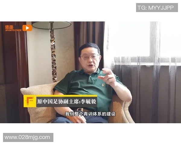 足球聚点：深入分析赛事动态与球员表现，畅谈足球背后的故事与热情